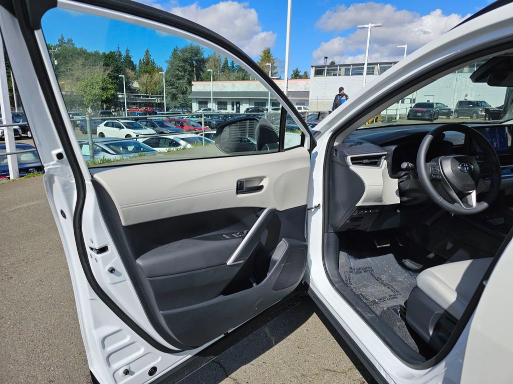 New 2026 Toyota Corolla Cross LE image 19