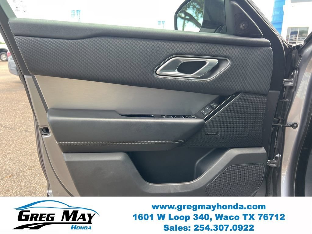 Used 2020 Land Rover Range Rover Velar R-Dynamic S AWD/4WD image 22