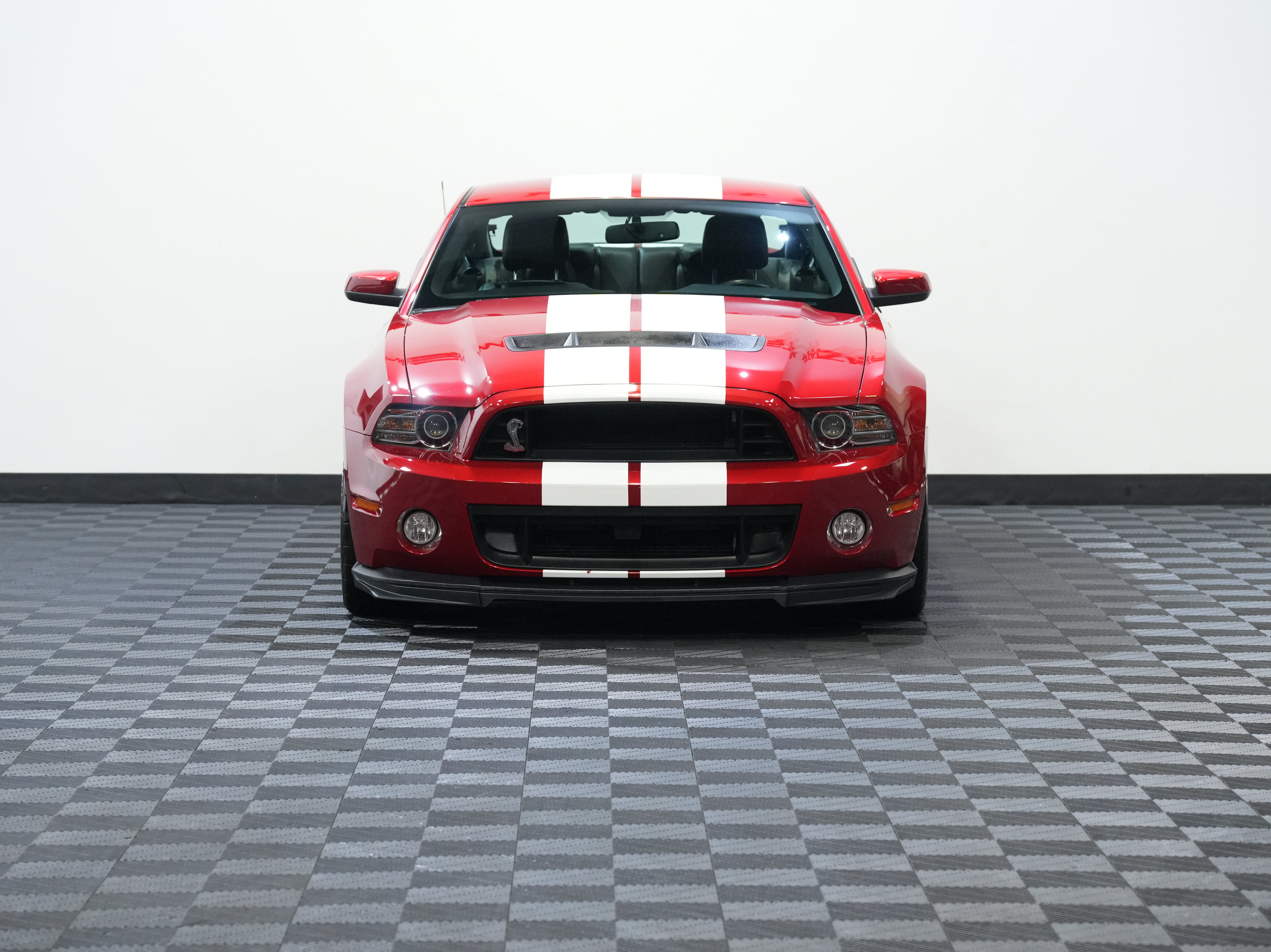 Used 2013 Ford Mustang Shelby GT500 w/ Electronics Pkg RWD image 4
