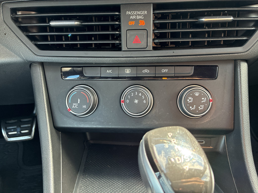 Used 2023 Volkswagen Jetta Sport FWD image 33