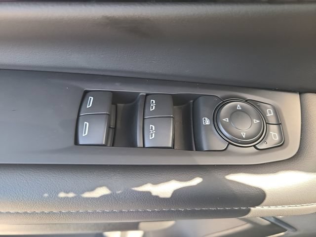 New 2026 Chevrolet Suburban LS w/ LPO, Dark Essentials Package RWD image 19