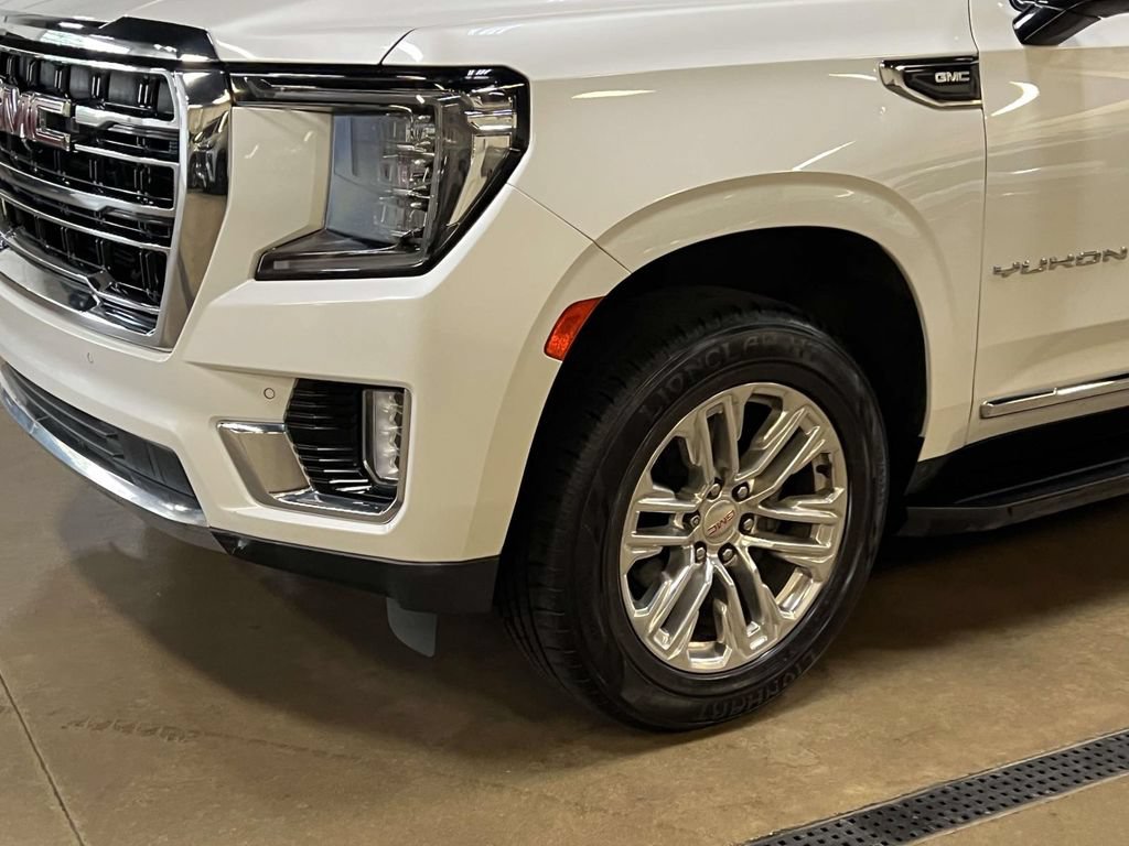 Used 2021 GMC Yukon SLT w/ SLT Premium Package AWD/4WD image 7