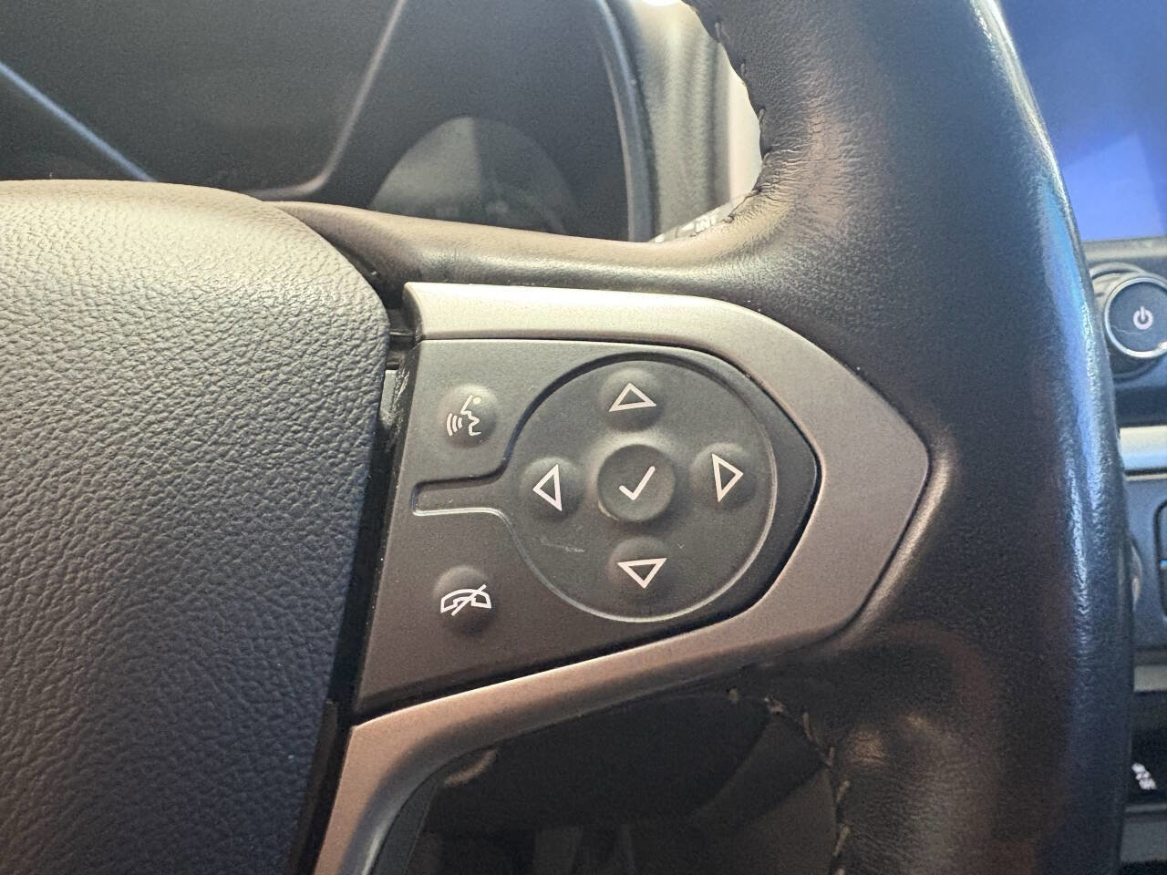 Used 2018 Chevrolet Colorado LT w/ LT Convenience Package image 13