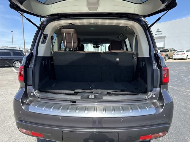 Used 2024 INFINITI QX80 Premium Select w/ Cargo Package image 5