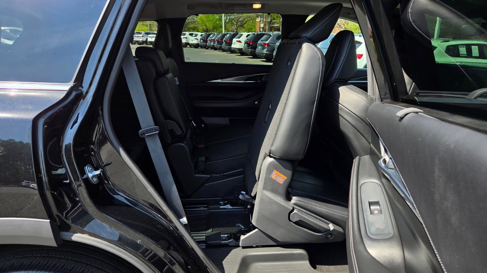 Used 2023 INFINITI QX60 Luxe w/ Vision Package image 54