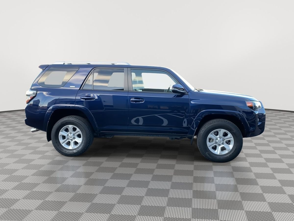 Used 2016 Toyota 4Runner SR5 Premium AWD/4WD image 8