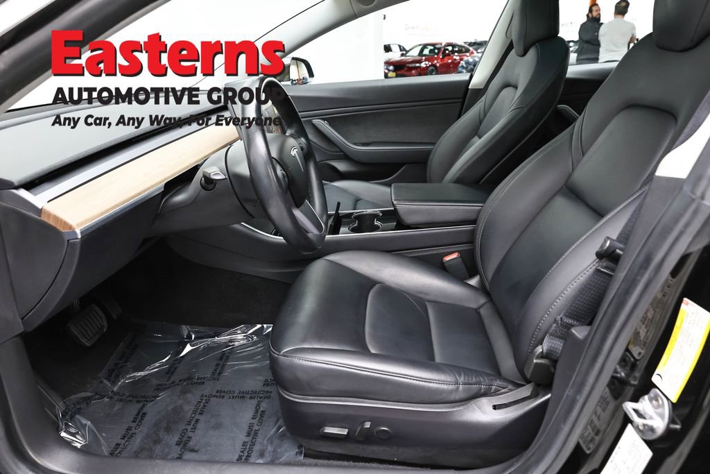 Used 2019 Tesla Model 3 Standard Range Plus image 14