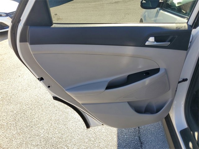 Used 2019 Hyundai Tucson SE image 27