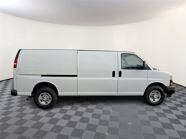 Used 2023 Chevrolet Express 2500 Extended w/ Driver Convenience Package image 7