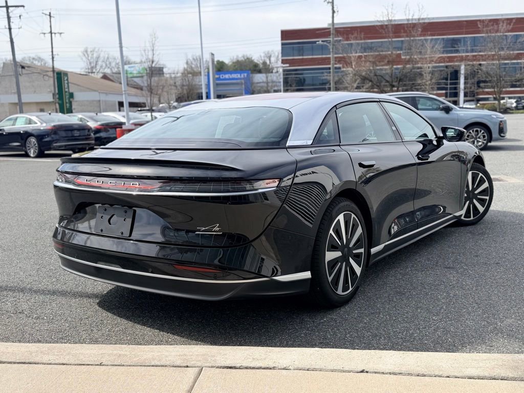 Used 2023 Lucid Air Touring image 6