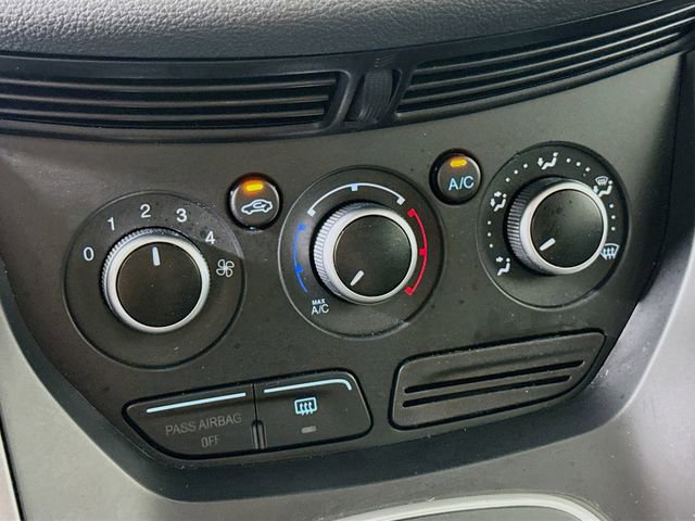 Used 2013 Ford Escape SE FWD image 16