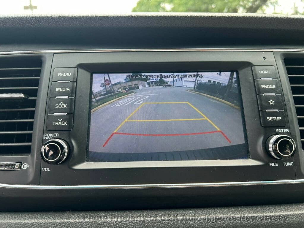 Used 2019 Kia Sedona L FWD image 50