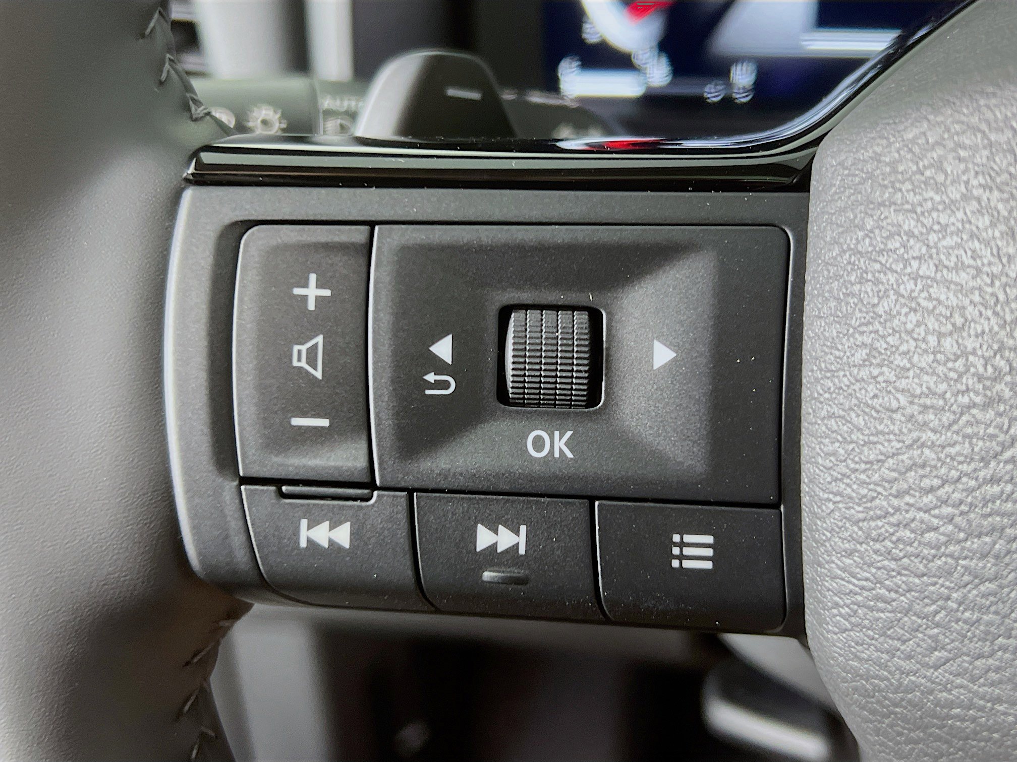 New 2026 Nissan Rogue Platinum w/ Platinum Premium Package image 15