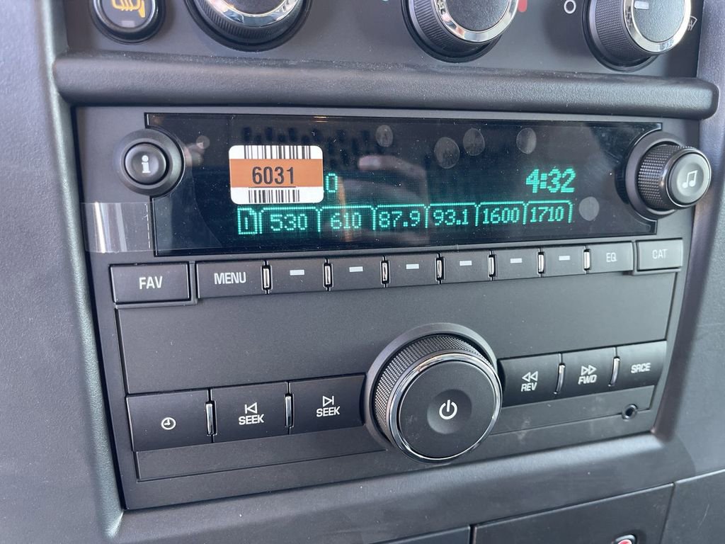 New 2025 Chevrolet Express 2500 w/ Driver Convenience Package image 10