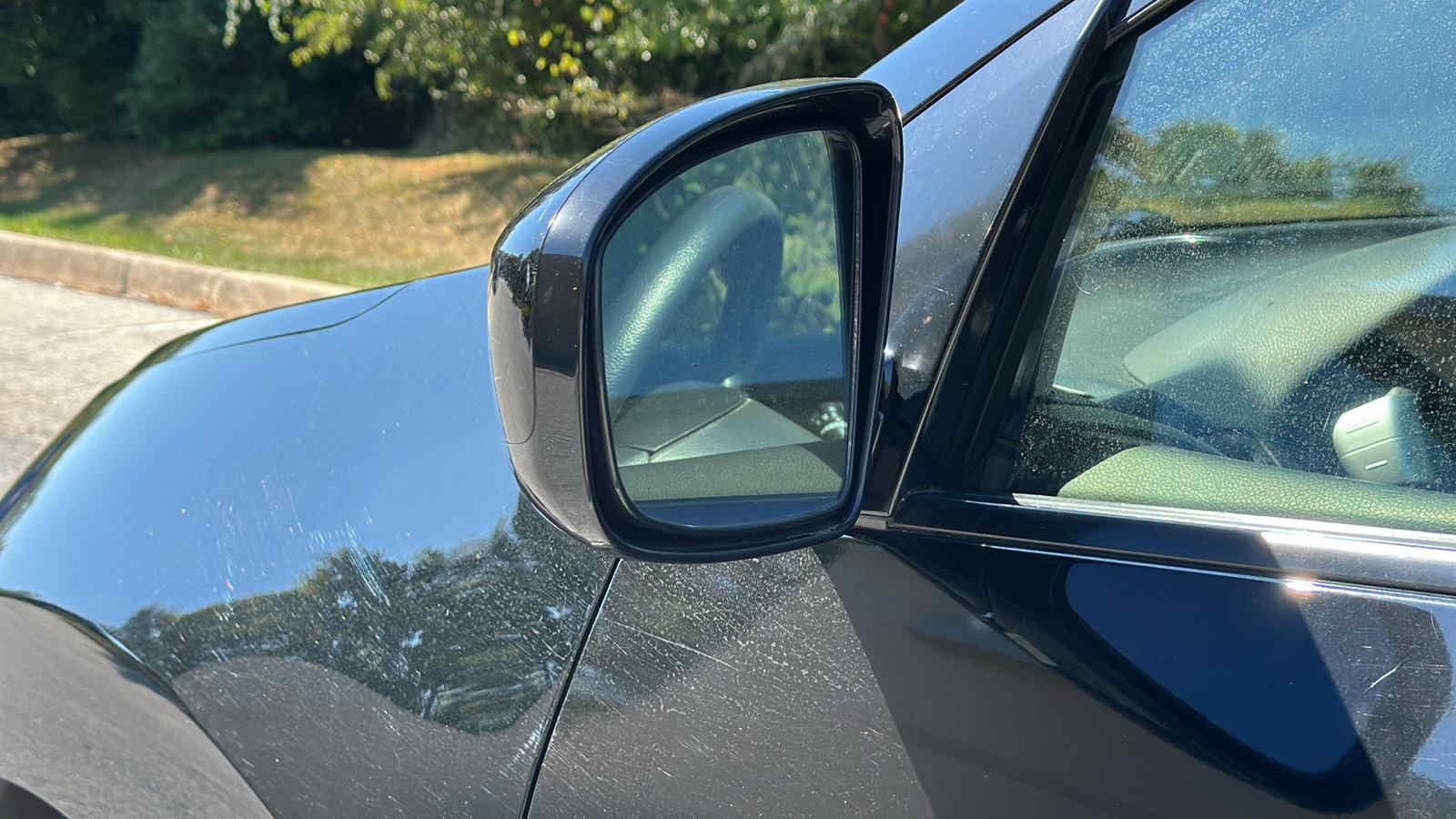 Used 2014 Nissan Murano S image 11