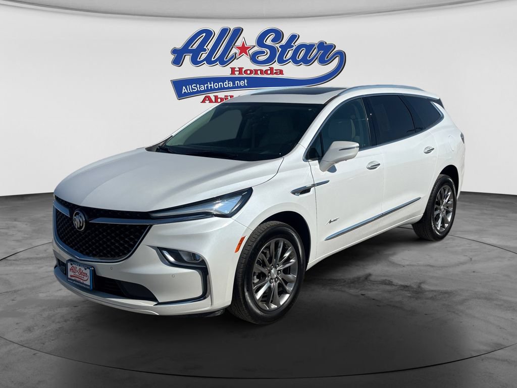 Used 2022 Buick Enclave Avenir FWD image 1