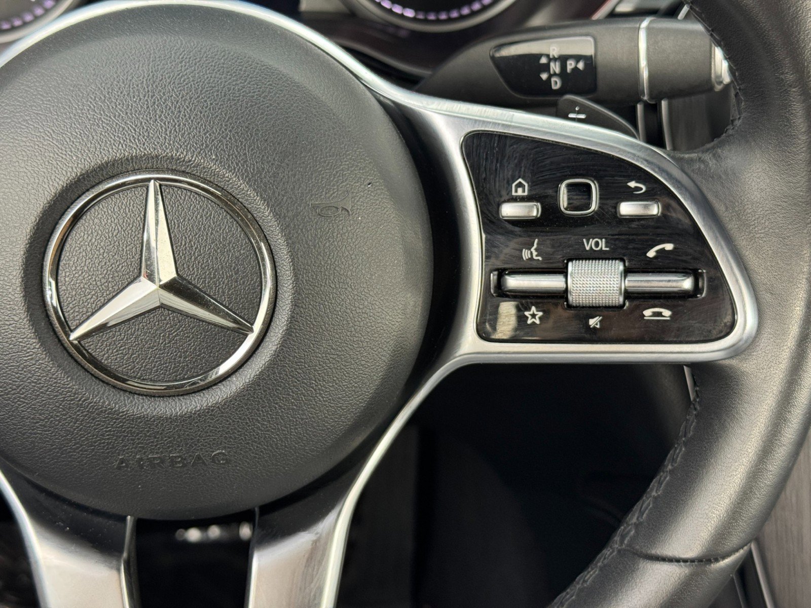 Used 2020 Mercedes-Benz GLC 300 image 21