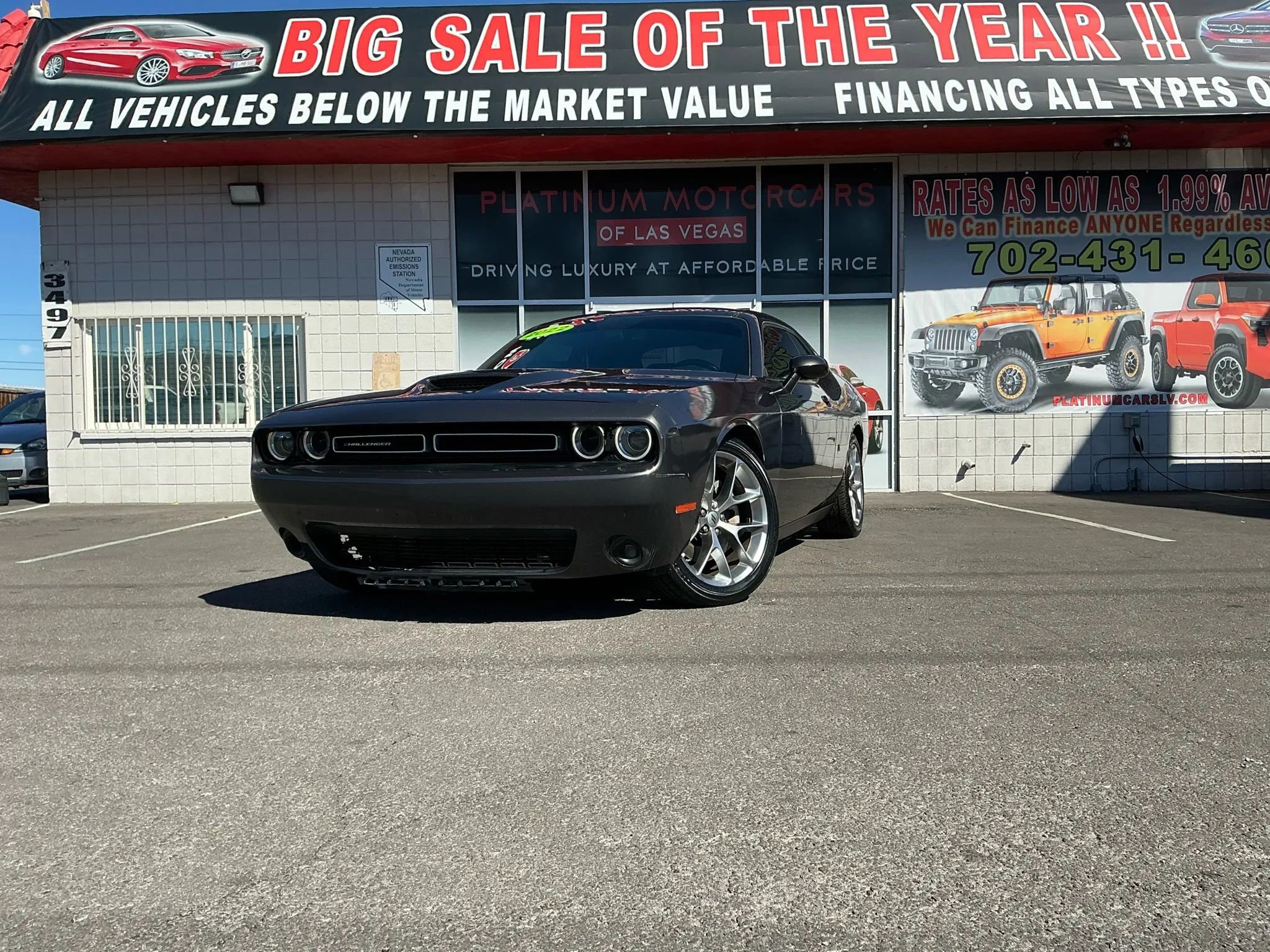 Used 2022 Dodge Challenger GT image 2
