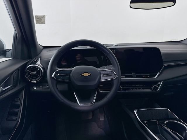 Used 2025 Chevrolet Equinox LT image 23