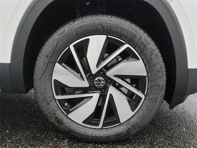 New 2026 Volkswagen Atlas SE image 12