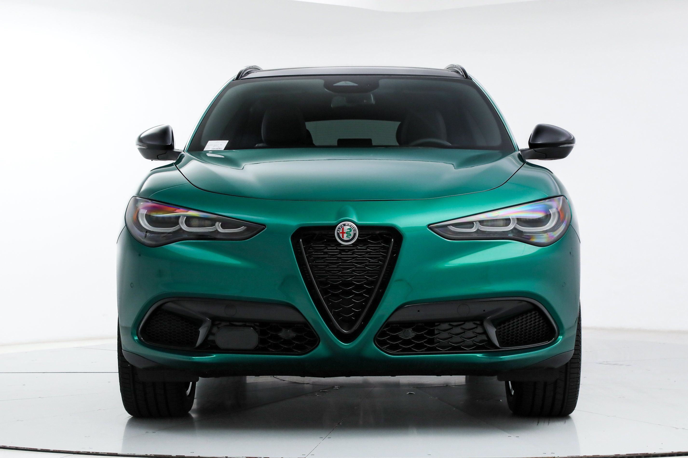 New 2026 Alfa Romeo Stelvio Sprint w/ Convenience Package AWD/4WD image 8