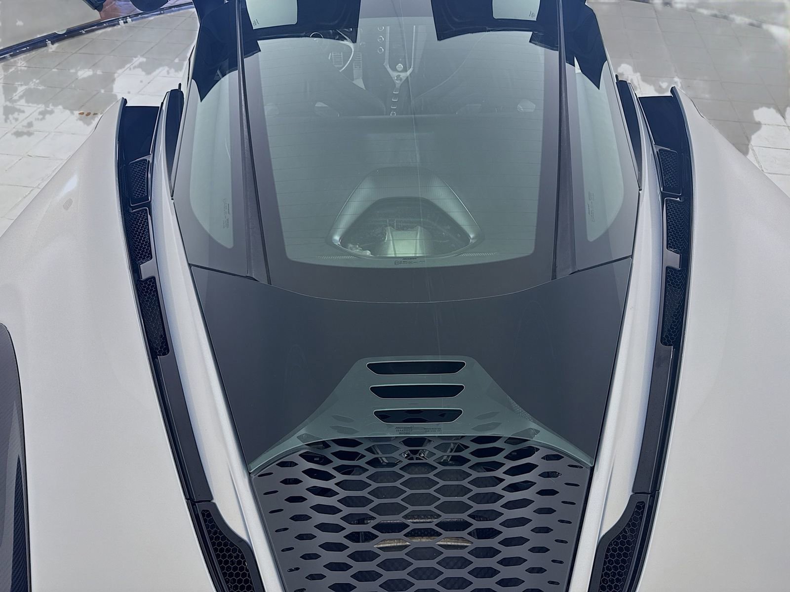 Used 2024 McLaren 750S image 24