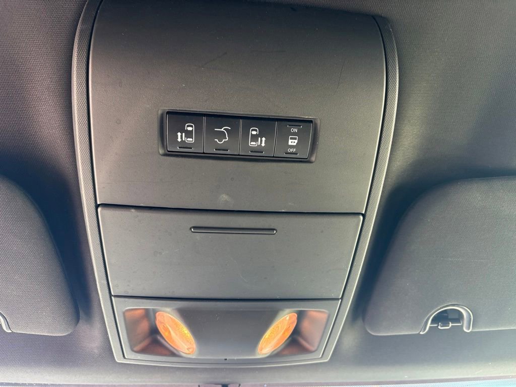 Used 2020 Dodge Grand Caravan SXT FWD image 20