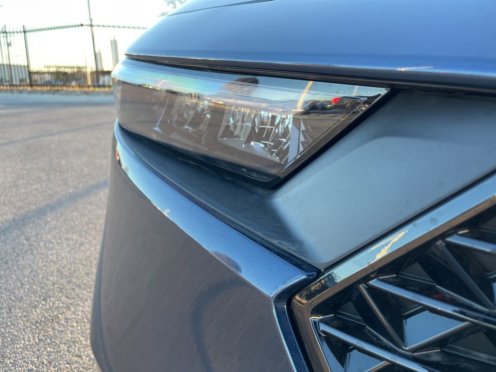 Certified 2025 Honda Accord SE image 13