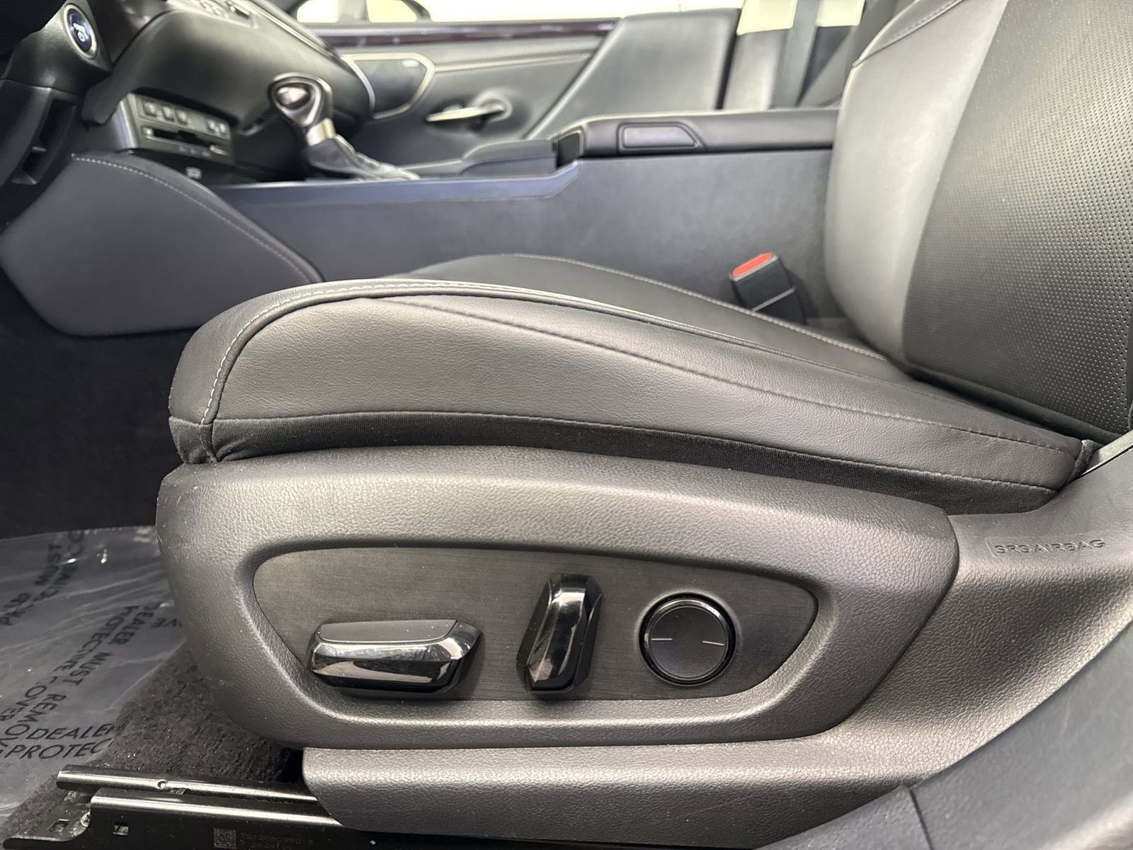 Used 2021 Lexus ES 300h w/ Premium Package image 22