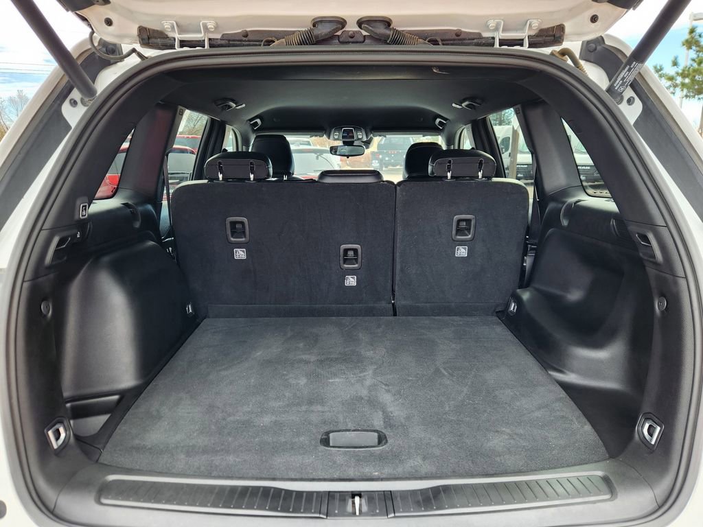 Certified 2024 Jeep Grand Cherokee Altitude image 10