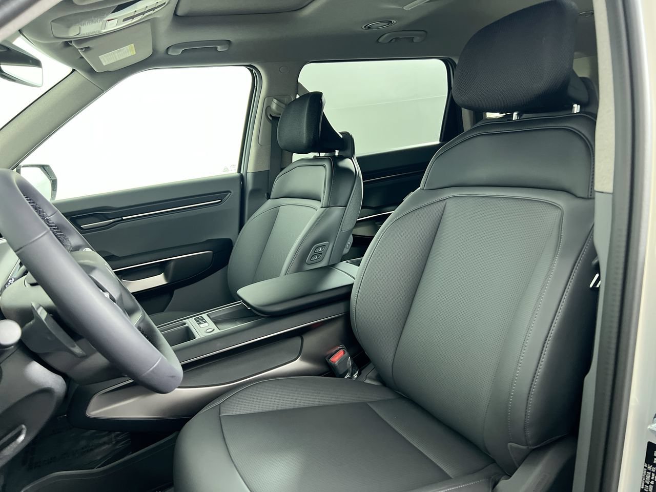 New 2026 Kia EV9 Light RWD image 14