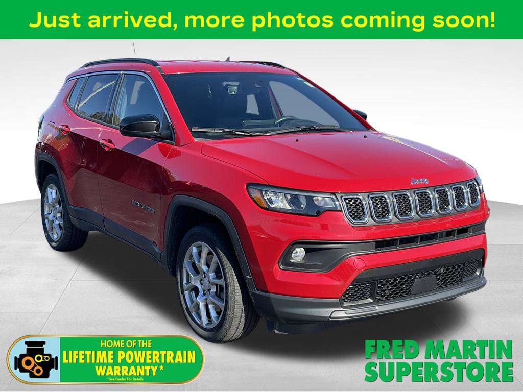 Used 2024 Jeep Compass Latitude AWD/4WD 360° Tour