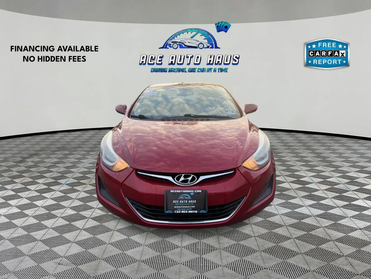 Used 2016 Hyundai Elantra SE image 2