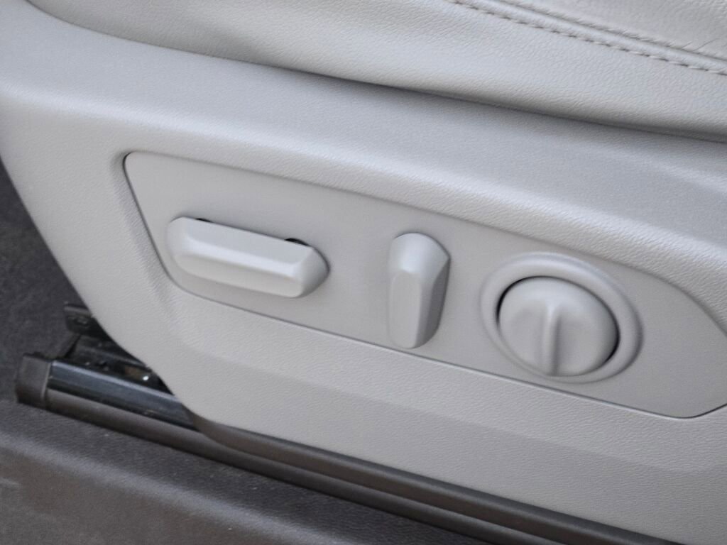 Used 2020 Chevrolet Silverado 2500 LT w/ All Star Edition AWD/4WD image 30