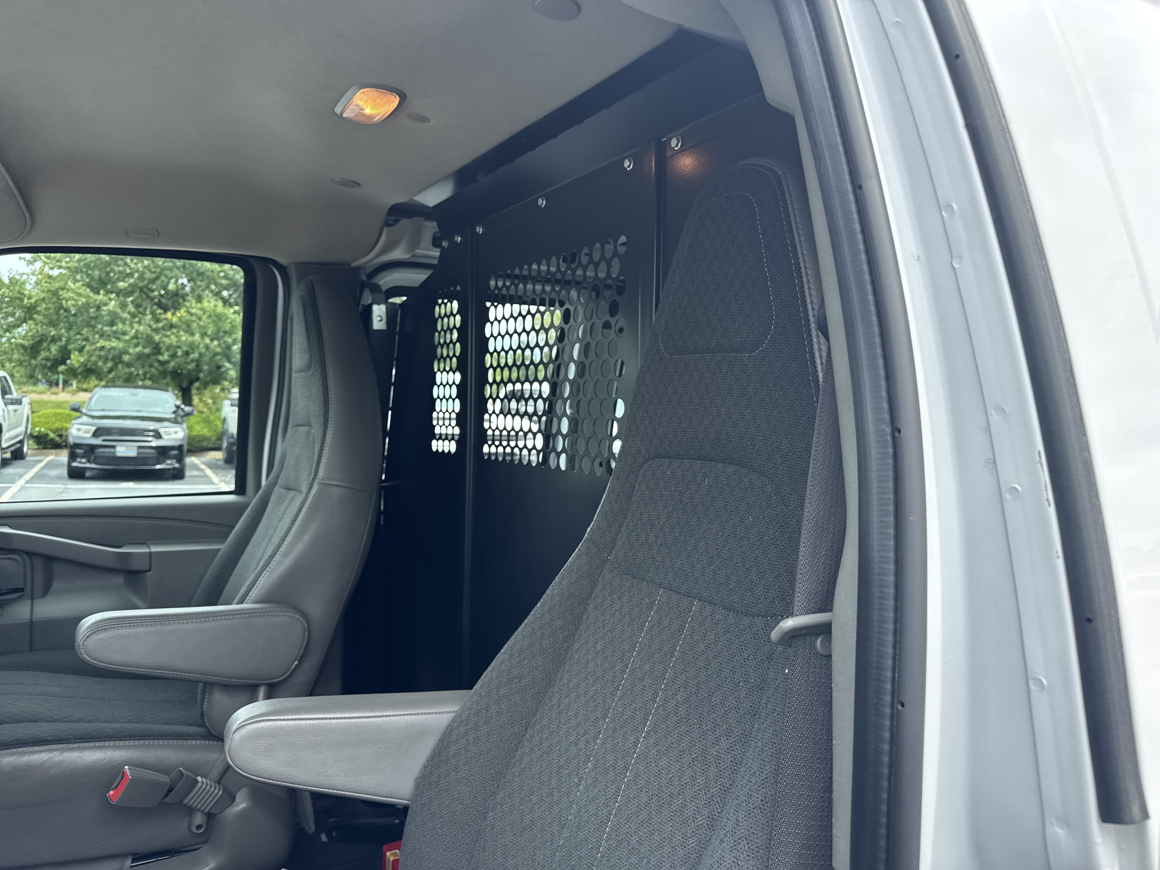 Used 2024 Chevrolet Express 2500 w/ Driver Convenience Package RWD image 18