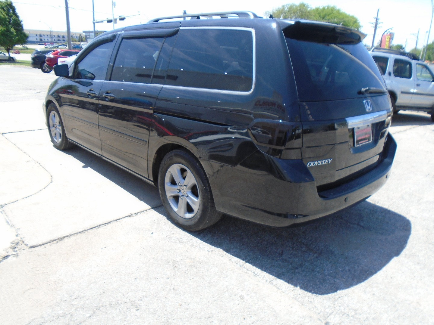 Used 2010 Honda Odyssey Touring image 4