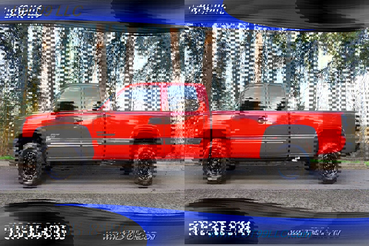 Used 2003 Chevrolet Silverado 2500 4x4 Extended Cab image 1