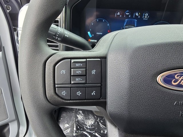 New 2025 Ford F350 XLT w/ Black Appearance Package image 27