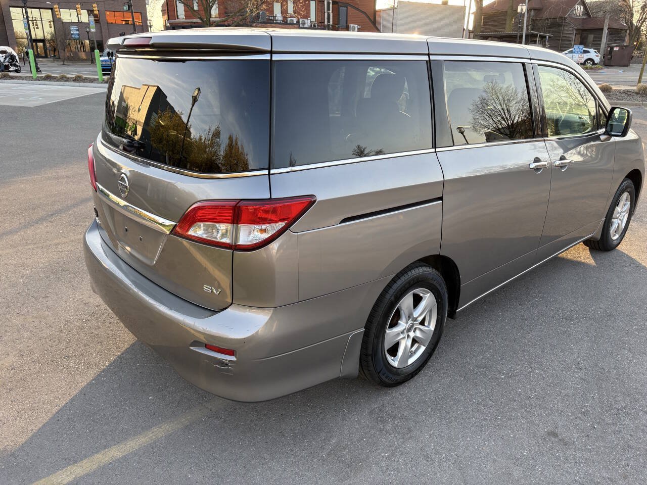 Used 2011 Nissan Quest SV FWD image 10