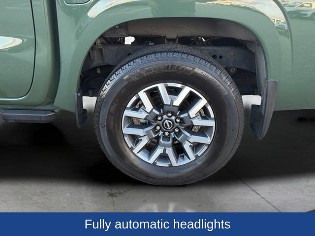 Used 2023 Nissan Frontier SV w/ SV Premium Package AWD/4WD image 30