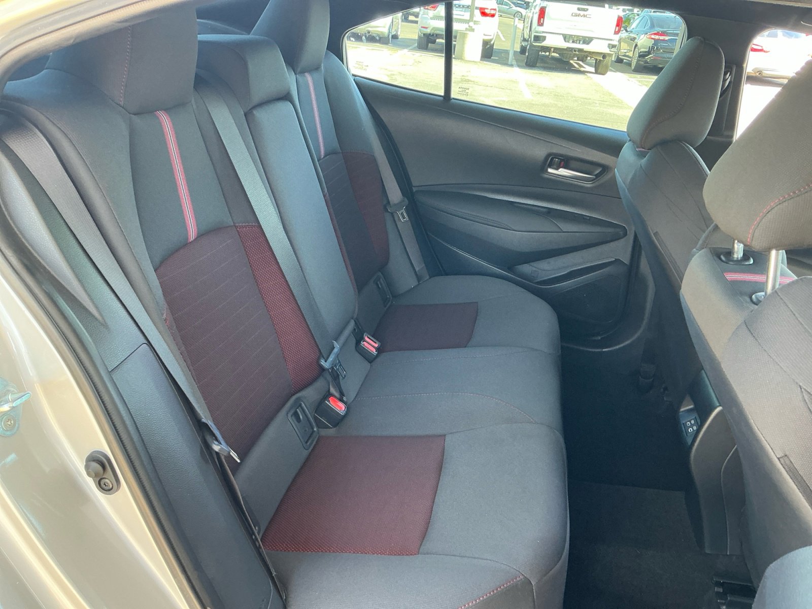 Certified 2024 Toyota Corolla SE w/ SE Convenience Package image 18