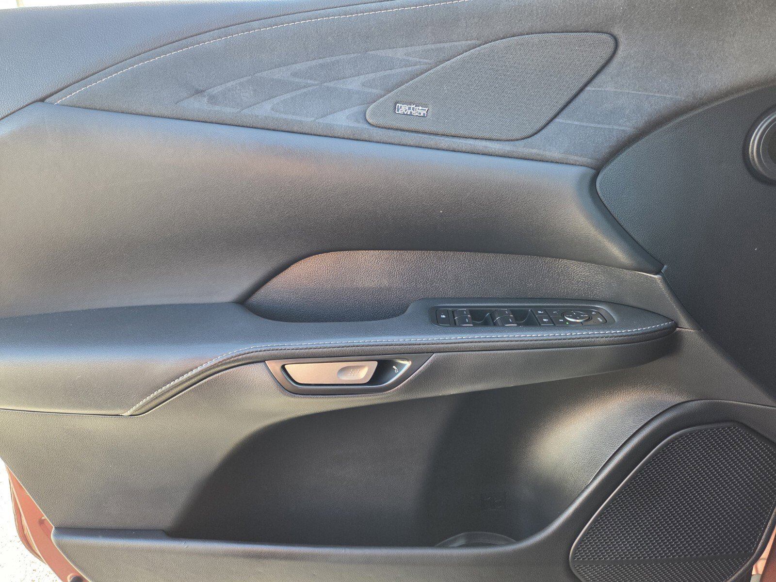 Used 2023 Lexus RX 350 w/ Accessory Package (2T) image 21