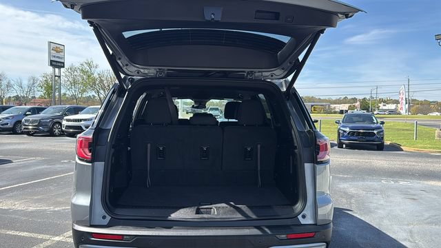 Used 2025 GMC Acadia Elevation FWD image 10