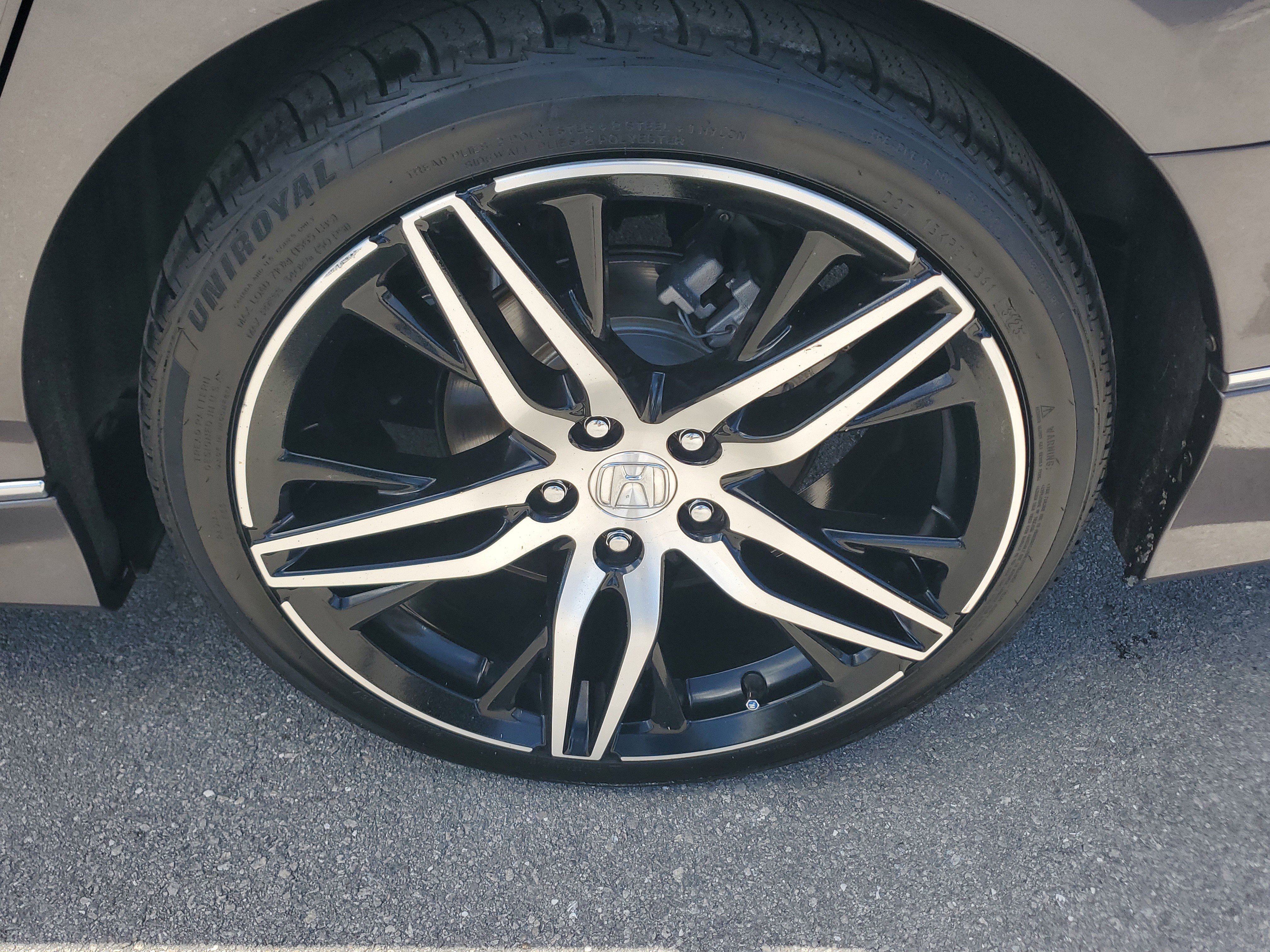 Used 2021 Honda Accord Touring image 29