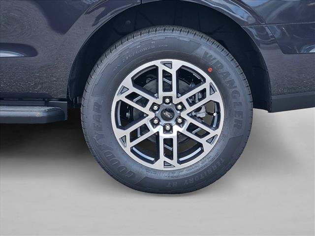 New 2026 Ford Expedition Active RWD image 10