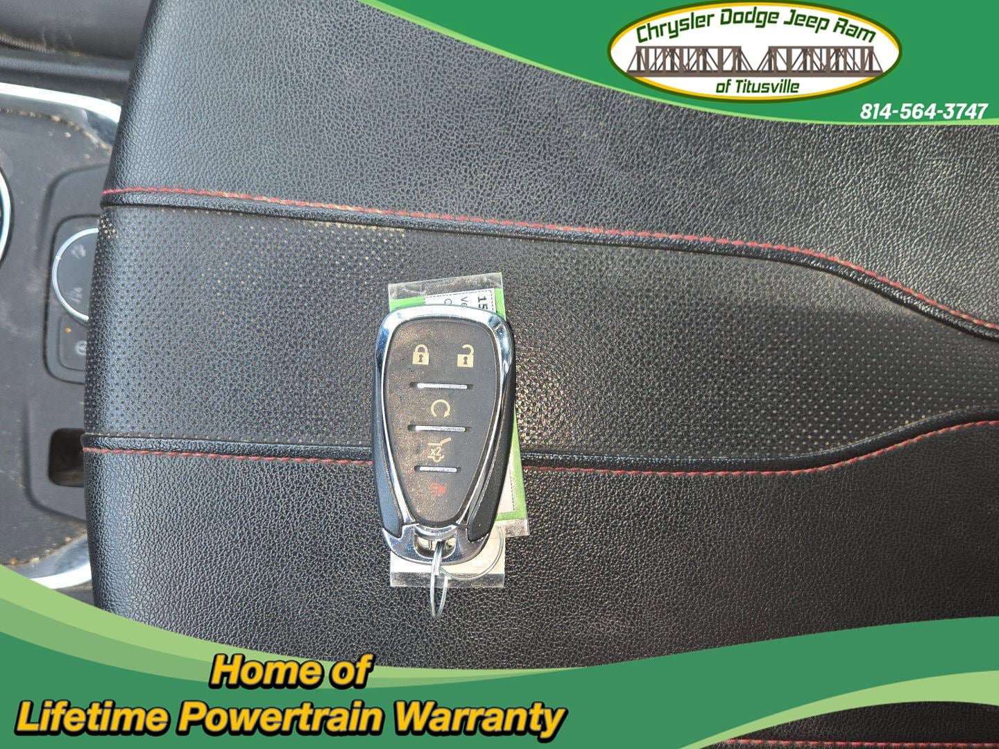Used 2023 Chevrolet Traverse RS image 19