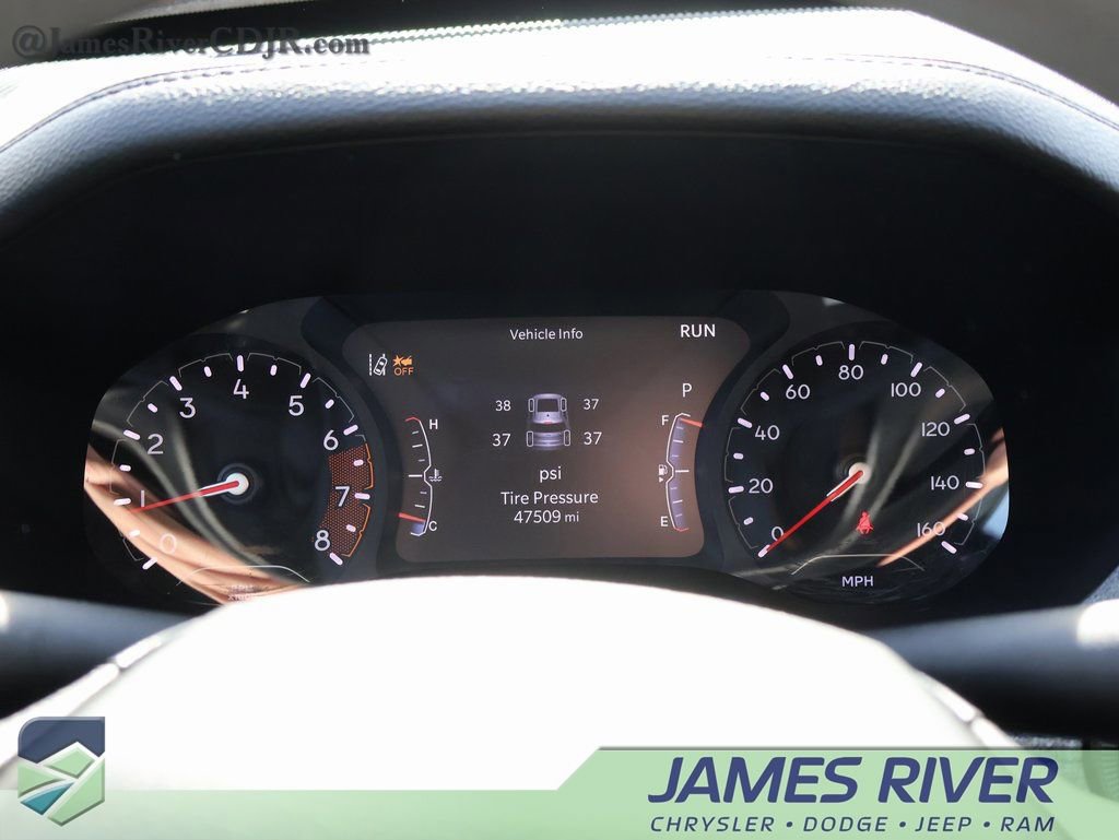 Used 2024 Jeep Compass Sport image 28