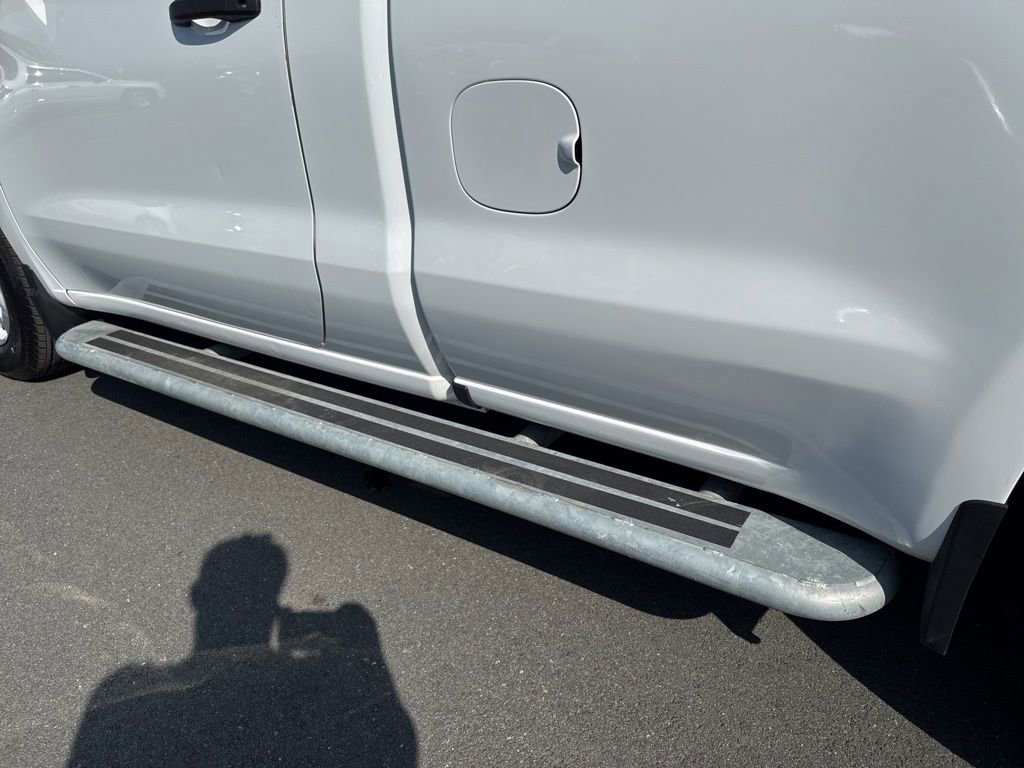 Used 2025 Chevrolet Silverado 1500 W/T image 11