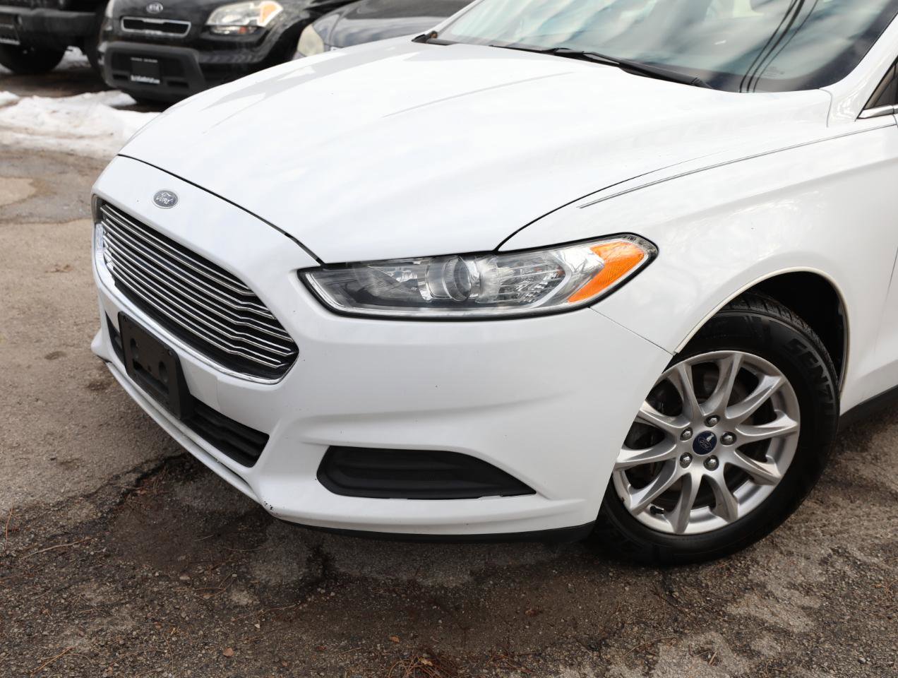 Used 2016 Ford Fusion S FWD image 2