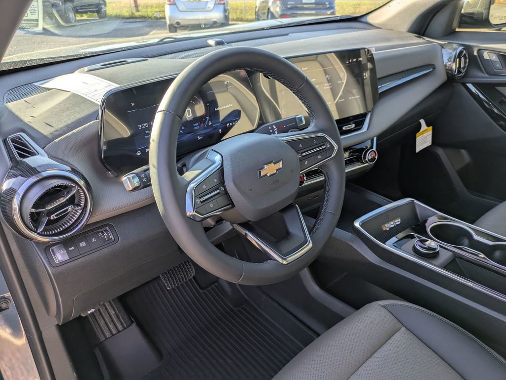 New 2026 Chevrolet Equinox LT image 13